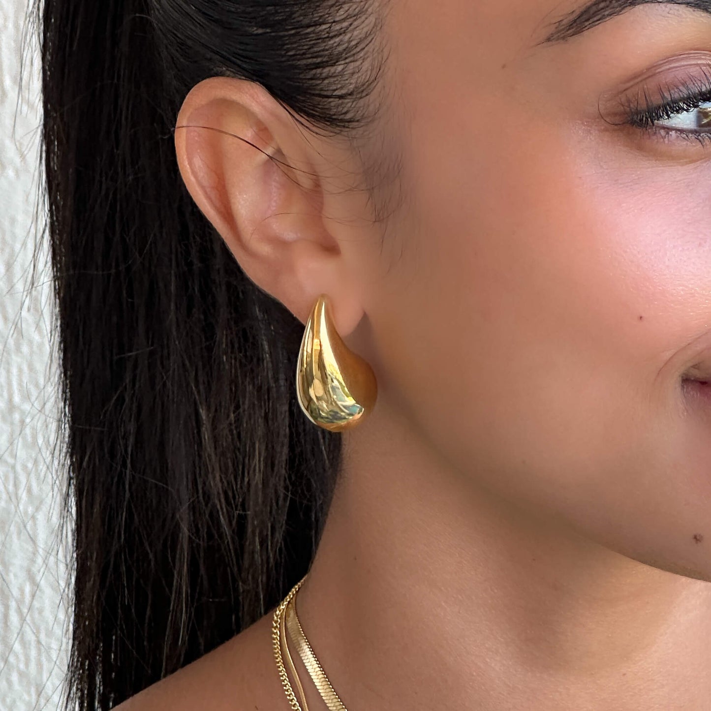 ELLA Drop Earrings - Gold