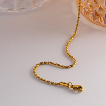 Calle Rope Chain Gold Necklace