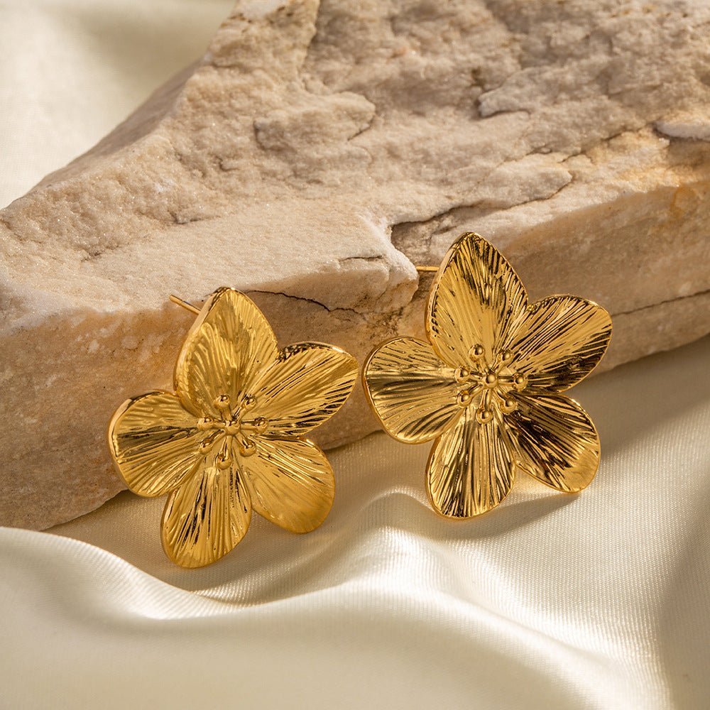 ALLAYSA Flower Earrings - Gold