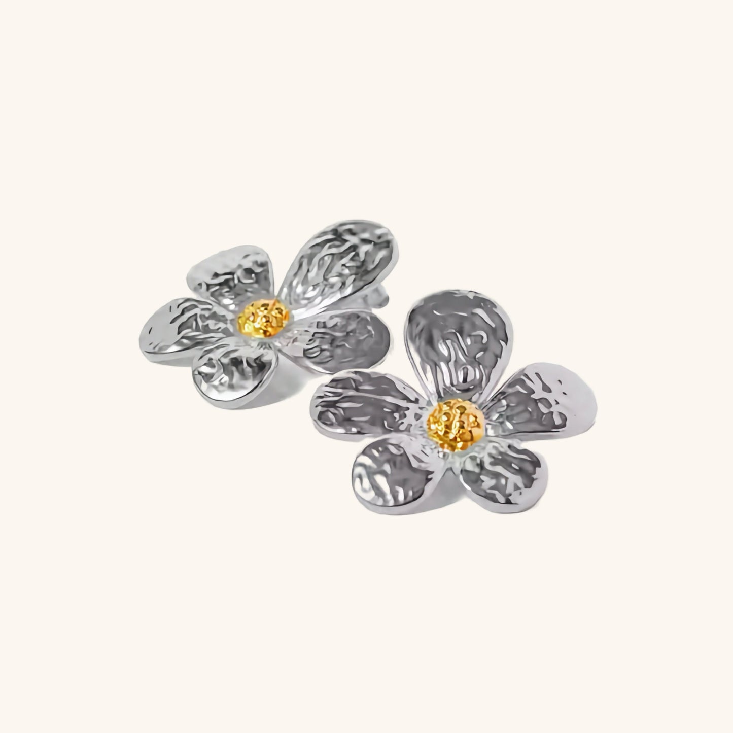 Daisy Gold Earrings