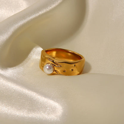 LAVA DE ORO Pearl Ring - Gold