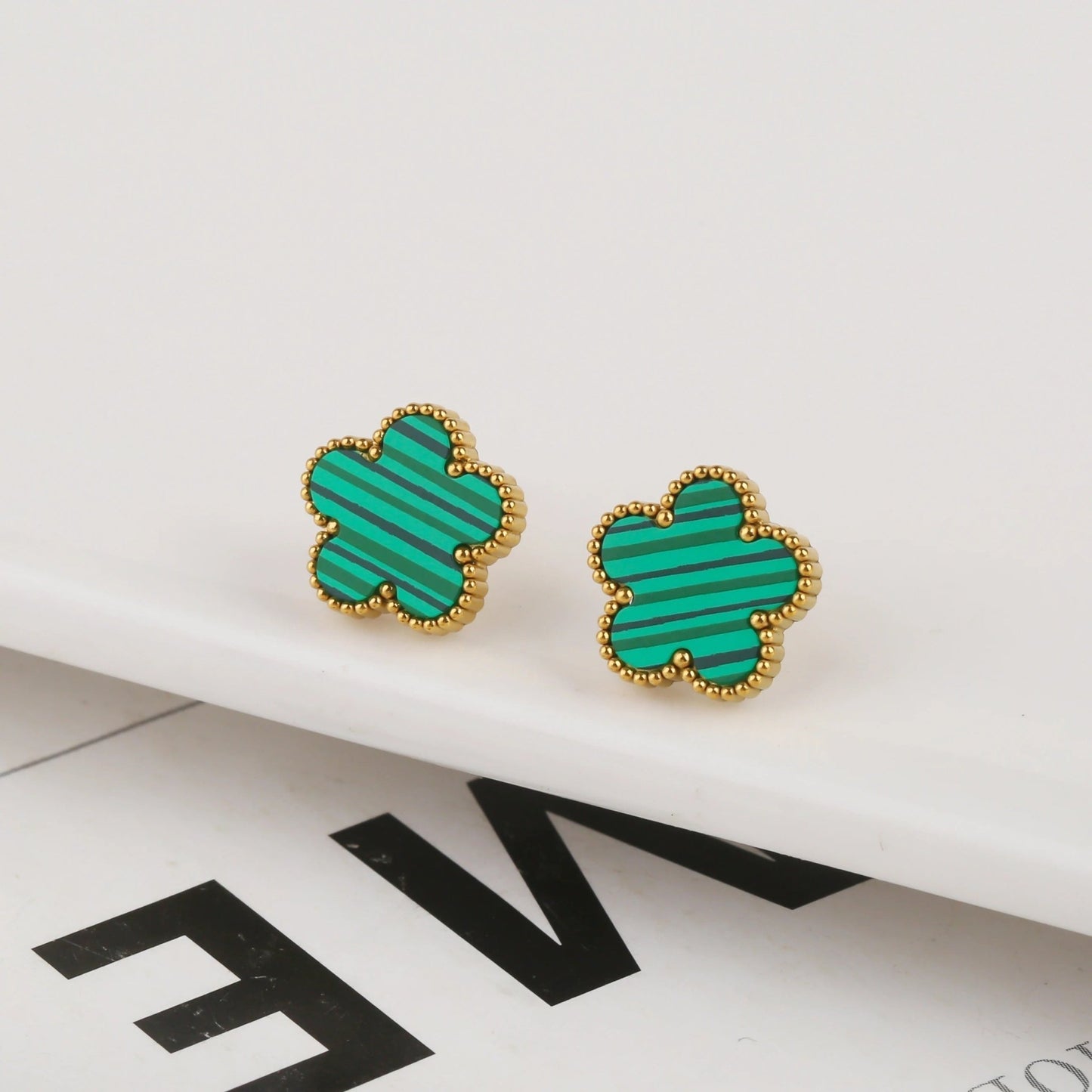 CLOVER| Blue Earrings