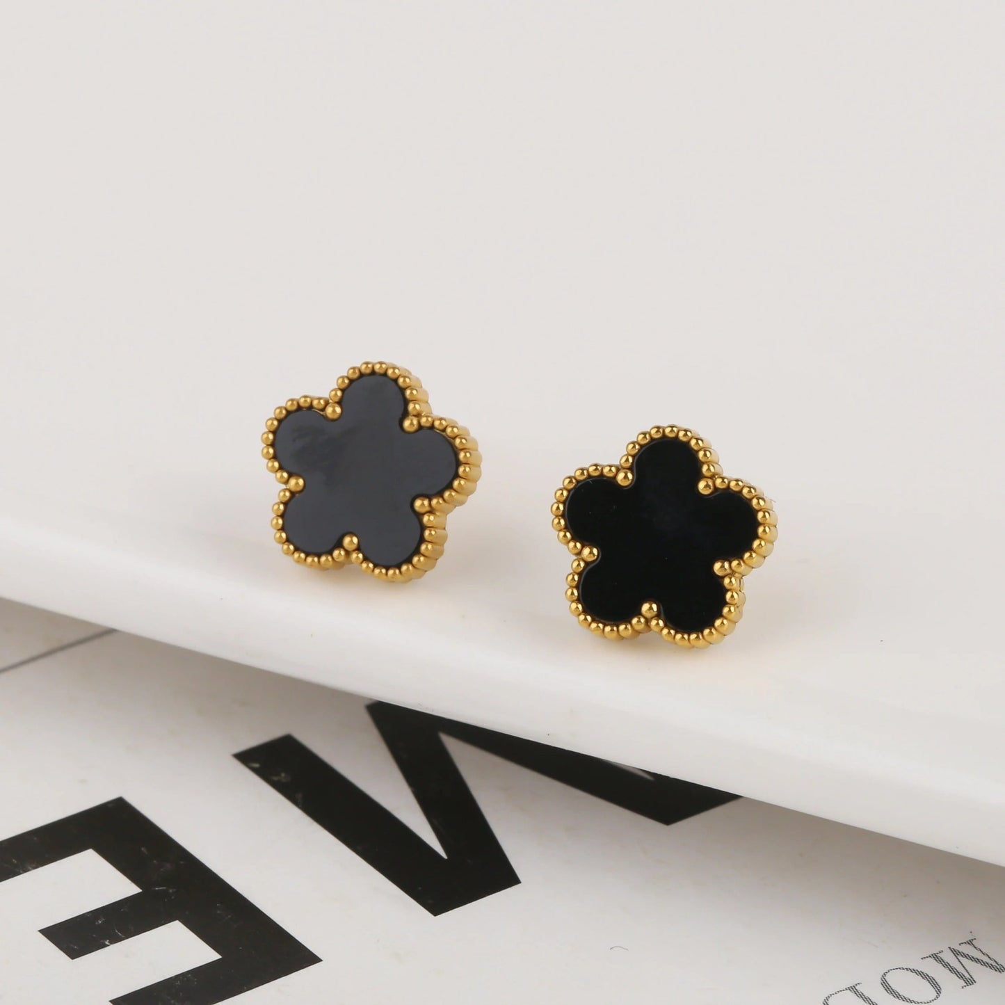 CLOVER| Blue Earrings